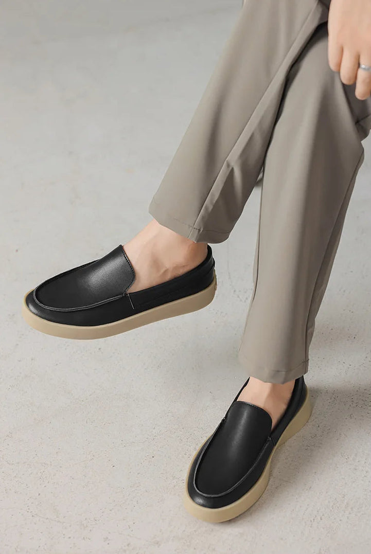 HIGH QUALITY SMOOTH BLACK CLASSIC LOAFERS