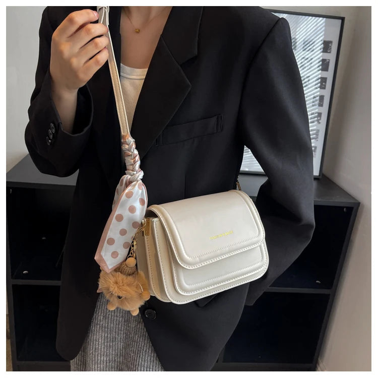 WHITE LEATHER MINI SHOULDER BAG