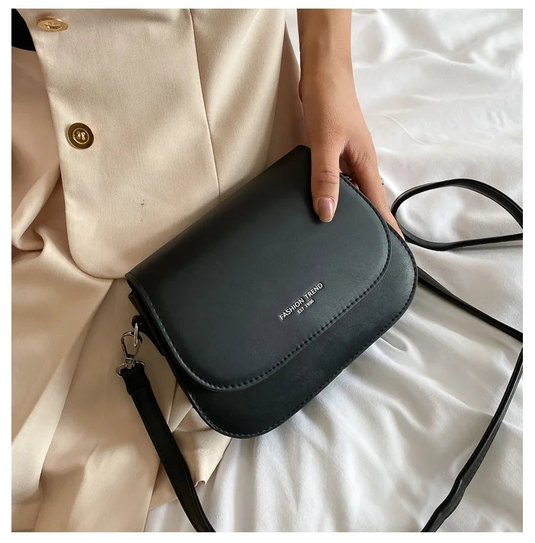 PLAIN FASHION TREND BLACK HERITAGE BAG