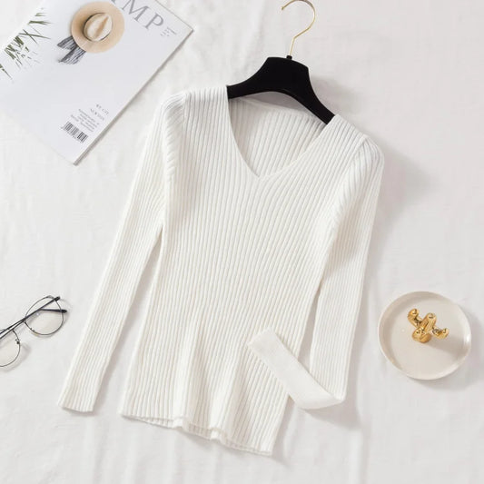 CASUAL WHITE KNIT PULLOVER SWEATER