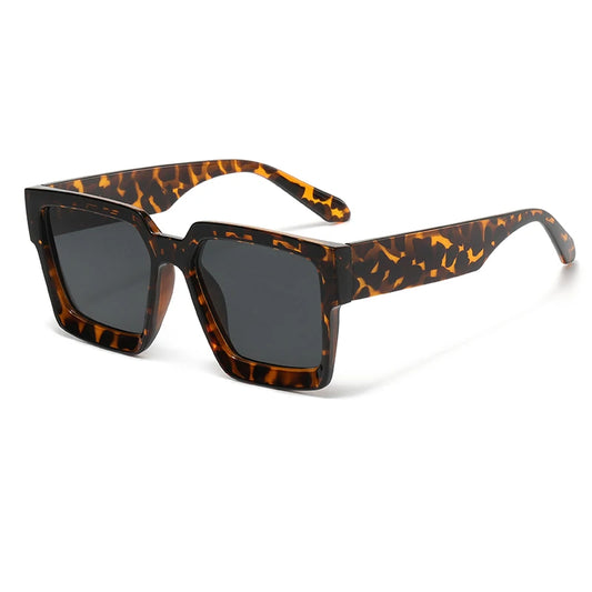 CLASSIC SQUARE LEOPARD SUNGLASSES