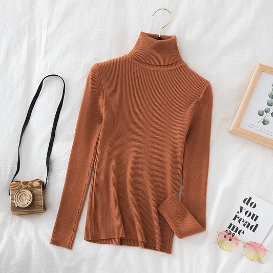 SLIM KNIT CARAMEL TURTLENECK SWEATER