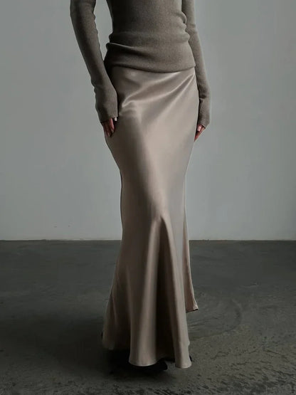 CLASSIC SATIN SKIRT