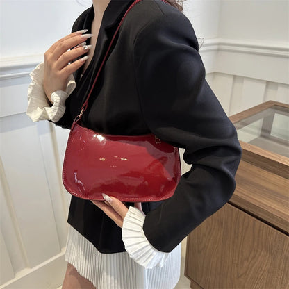 VINTAGE LEATHER RED SHOULDER BAG