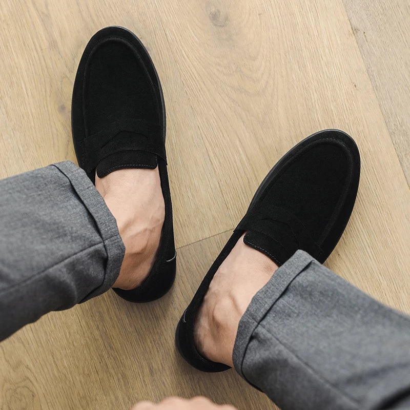 HERITAGE BLACK SLIP-ON LOAFERS