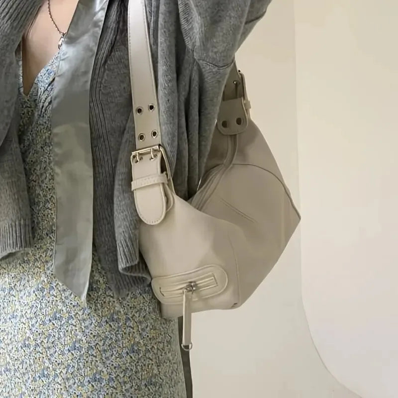 WHITE VINTAGE SHOULDER PURSE