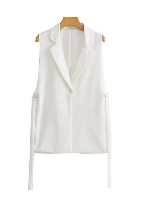 VINTAGE WHITE SLEEVELESS VEST