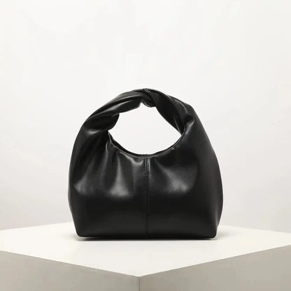 CHIC TWIST BLACK SQUARE BAG